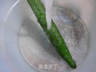 青瓜拌猪舌头的做法步骤：2
