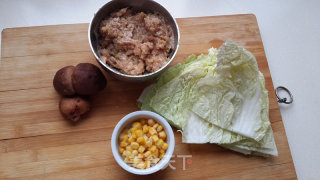 创意年夜菜白菜盒子的做法步骤：1