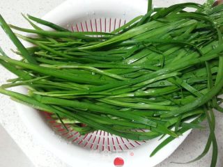 韭菜猪肉春卷的做法步骤：1