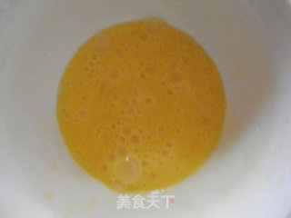 青蒜鸡蛋卷的做法步骤：2