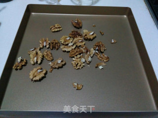 【年味核桃酥】——老少皆宜的待客点心的做法步骤：1