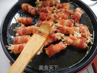 煎烤五花肉卷金针菇的做法步骤：12