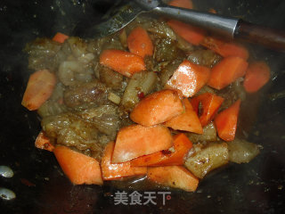 胡萝卜牛筋煲的做法步骤：5
