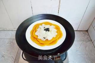 【南瓜蒸百合】金银满屋福满仓的做法步骤：5