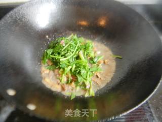 菠菜炒鸡肝的做法步骤：8