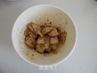 酱香五花肉的做法步骤：2