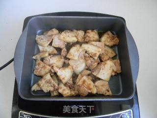 酱香五花肉的做法步骤：4