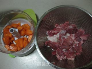 胡萝卜肉圆的做法步骤：1