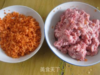 胡萝卜肉圆的做法步骤：2