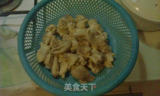 蒜香花椒焖仔鸡的做法步骤：4