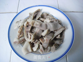 炒肚片的做法步骤：1