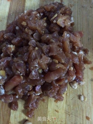 黑椒意大利面的做法步骤：2