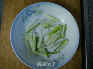 葱段海蛎子的做法步骤：2