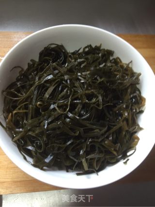 糖醋海带丝的做法步骤：7