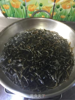 糖醋海带丝的做法步骤：8