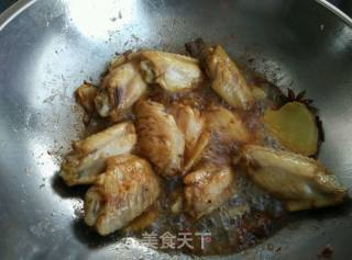 红烧香菇鸡翅的做法步骤：3
