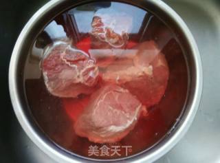 酱牛肉的做法步骤：1