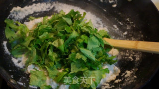 豆腐渣炒芹菜叶的做法步骤：6