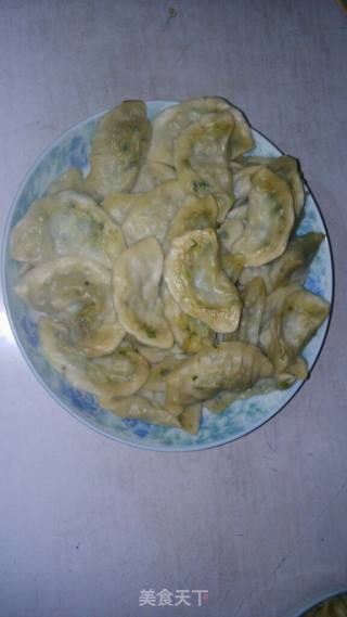 煎饺子的做法步骤：1