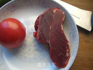 茄汁牛肉意面的做法步骤：1