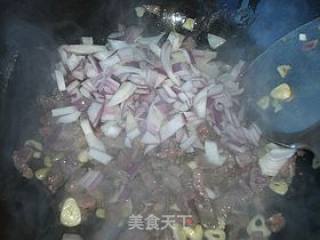 茄汁牛肉意面的做法步骤：4