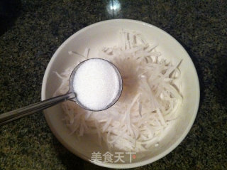 凉拌白萝卜的做法步骤：3