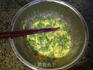 茼蒿鸡蛋饼的做法步骤：4