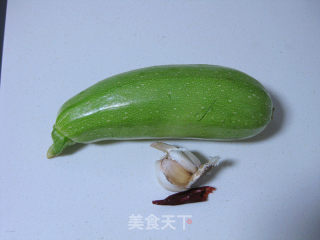 蒜香西葫芦的做法步骤：1