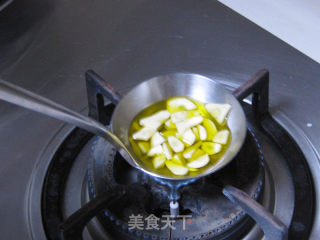 蒜香西葫芦的做法步骤：9