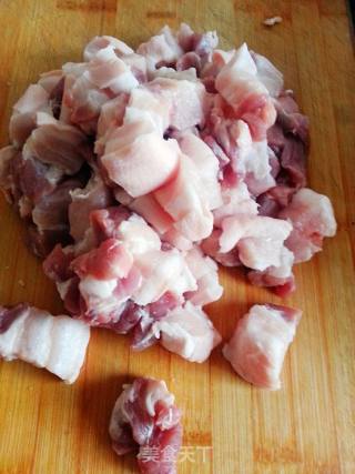 黄豆红烧肉的做法步骤：2