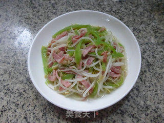 尖椒培根炒绿豆芽的做法步骤：10