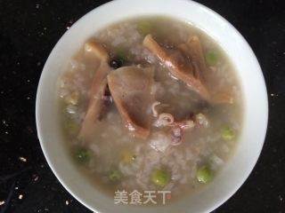 八爪鱼豌豆粥的做法步骤：9