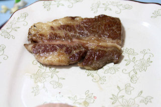 【嫩煎牛排佐杂蔬】：美味牛排的秘密的做法步骤：12