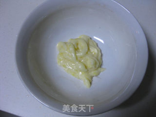 金枪鱼玉米沙拉的做法步骤：2