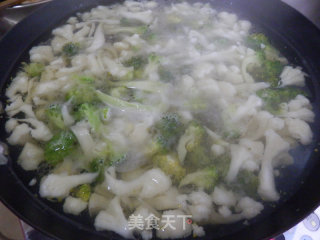 开胃小菜之青蒜拌二花的做法步骤：1