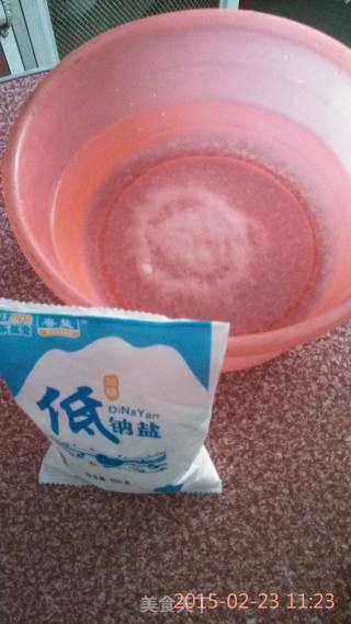 酥炸薯条的做法步骤：3