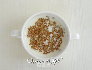 蜂蜜花粉奶茶的做法步骤：3