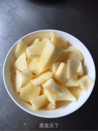胡萝卜苹果汁的做法步骤：3