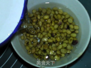 胚芽豆浆的做法步骤：3