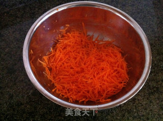 胡萝卜鸡蛋饼的做法步骤：1