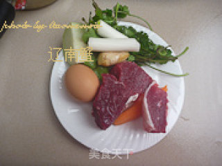 墨鱼烩肉丸的做法步骤：1