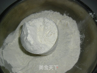 黑芝麻馒头的做法步骤：1