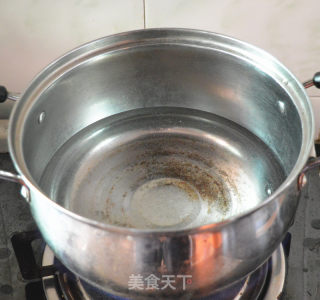 猪肝瘦肉枸杞汤的做法步骤：4