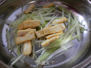 青笋丝油豆腐的做法步骤：4