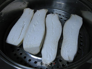 蒜香手撕杏鲍菇的做法步骤：1