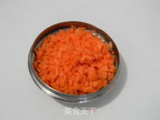 咸味胡萝卜丁玉米粥的做法步骤：2