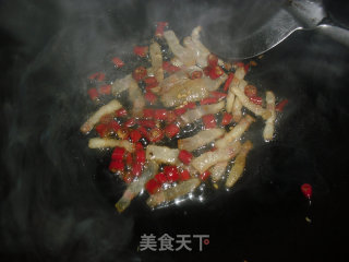 腊肉炒萝卜干的做法步骤：4