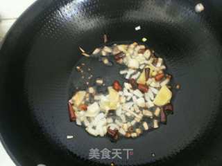 手撕包菜的做法步骤：3