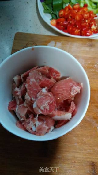 干锅土豆片烧肉的做法步骤：3