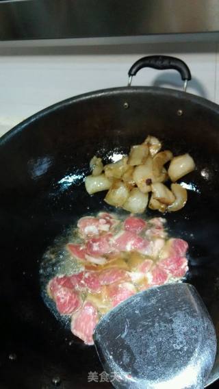 干锅土豆片烧肉的做法步骤：5